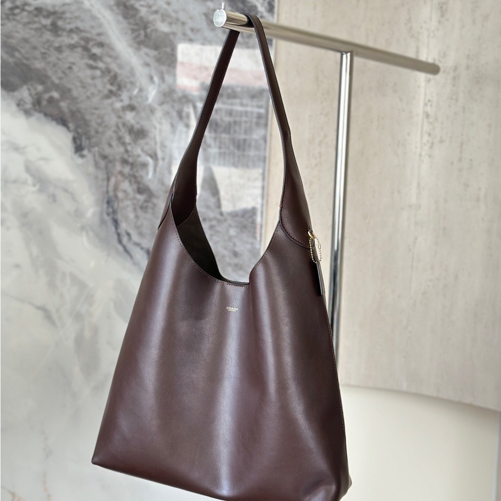 Coach Brooklyn 28 Shoulder Bag-Maple